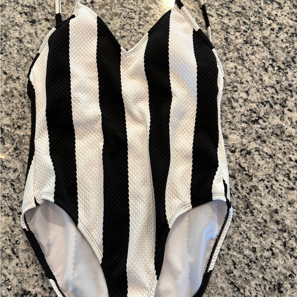 Gibson Latimer White Garment